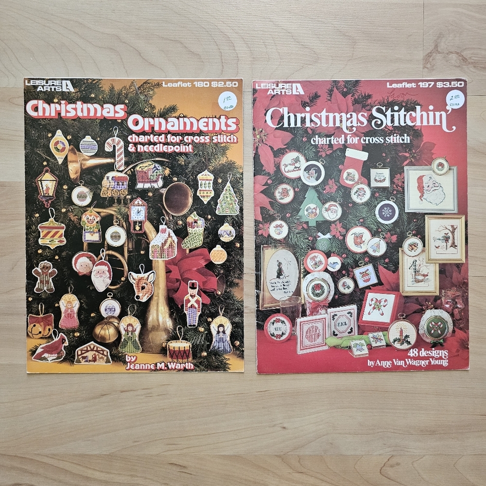 Leaflet Cross Stitch Leisure Arts Christmas Lot of 2